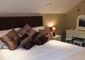 Causeway Lodge 2