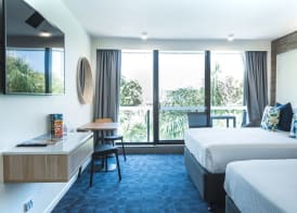 Paradise Resort Gold Coast 3