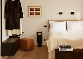 Mjólk Hotel 4