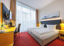 Airporthotel Berlin-Adlershof 4