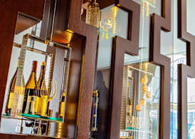 Hotel Adagio, Autograph Collection 3