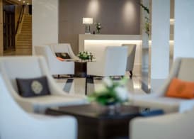 Mandarin Hotel Managed by Centre Point 4