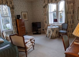 Cotswold Lodge Hotel 4