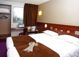 Brit Hotel Rennes Le Castel 4