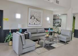 Super 8 by Wyndham Aurora/Naperville Area 3