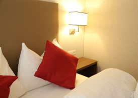 My Home Hotel - Free Parking , AC 4