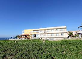 Danaos Beach Apartments 3