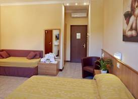 Hotel Plaza 3