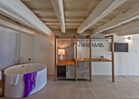 Thalassa Boutique Hotel 5