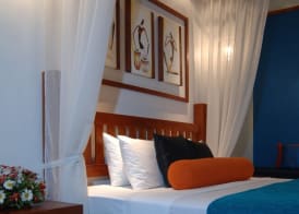 Tangerine Beach Hotel 4