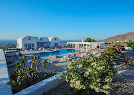 White Pearl Laokasti Suites 3