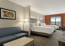 Holiday Inn Express & Suites CHARLESTON - MOUNT PLEASANT by IHG 3