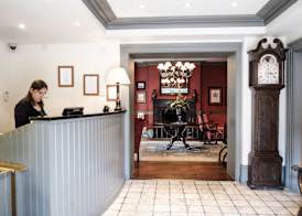 The Red Lion Hotel 2