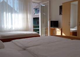 Hotel Zum Rebstock 4