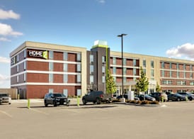 Home2 Suites by Hilton Fort St. John 2