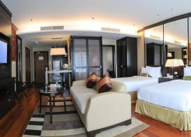 Micasa All Suites Hotel 4