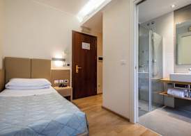 Hotel Centro Benessere Gardel 4
