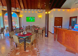 West Bay Colonial 2