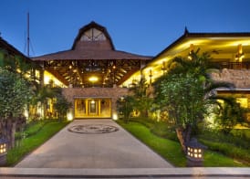 Holiday Resort Lombok 2