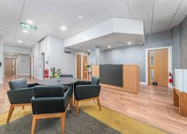 HQ Aparthotel Farnborough 3
