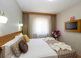 Grand Ons Hotel 4
