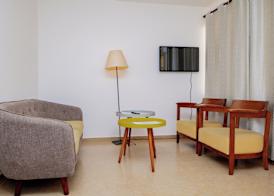 Bungalow Beach Hotel 4