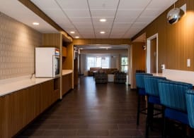 Microtel Inn & Suites by Wyndham Amsterdam NY 4