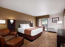 Best Western Discovery Inn 5