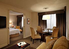 Cambridge Suites Toronto 5