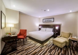 Avari Xpress Gulberg 4