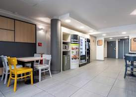B&B HOTEL Calais Centre St Pierre 2