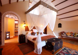 Kena Beach Hotel 4
