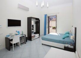 Sorrento Flats 5