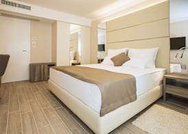Hotel Vila Rova 5
