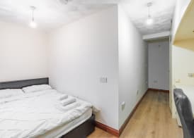 College Street Abode - Guest House 4