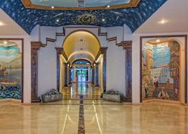 Adonis Hotel 2