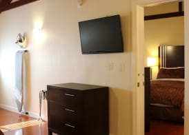 Lombard Plaza Motel 3