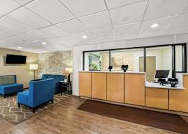 Comfort Inn & Suites Durham near Duke University 4
