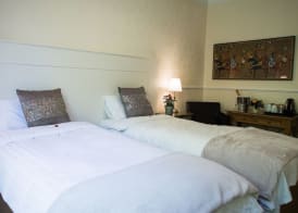 Fountains Guest House 3