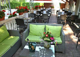 Logis Hotel Restaurant Bagatelle - 51530 Dizy 2
