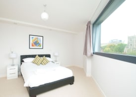 Cleyro Serviced Apartments - Finzels Reach 3