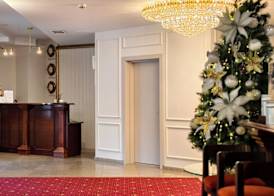 Elegant Lux Hotel 4
