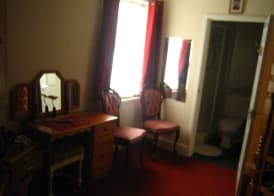 Gleneagles Guest House 2