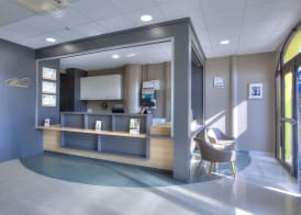 B&B HOTEL Villeneuve Loubet Village 3