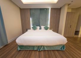 Luxury Night Al Munsiyah 5