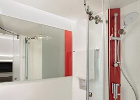 ZIP by Premier Inn Cardiff 3