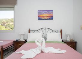 Almy Beach Hotel 3