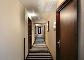 PARK GRAND LANCASTER GATE 4