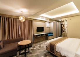 Zuri Hotel 4