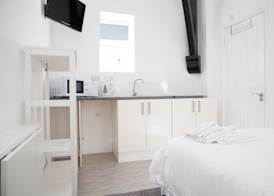 TLK Apartments & Hotel - Beckenham 4